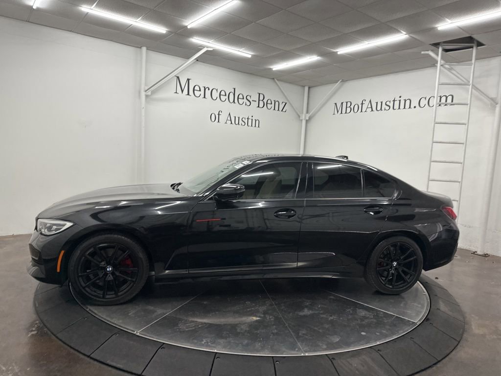 Used 2022 BMW 330i Sedan w/ Premium Package image 4