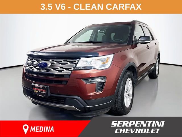 Used 2018 Ford Explorer XLT AWD/4WD image 1