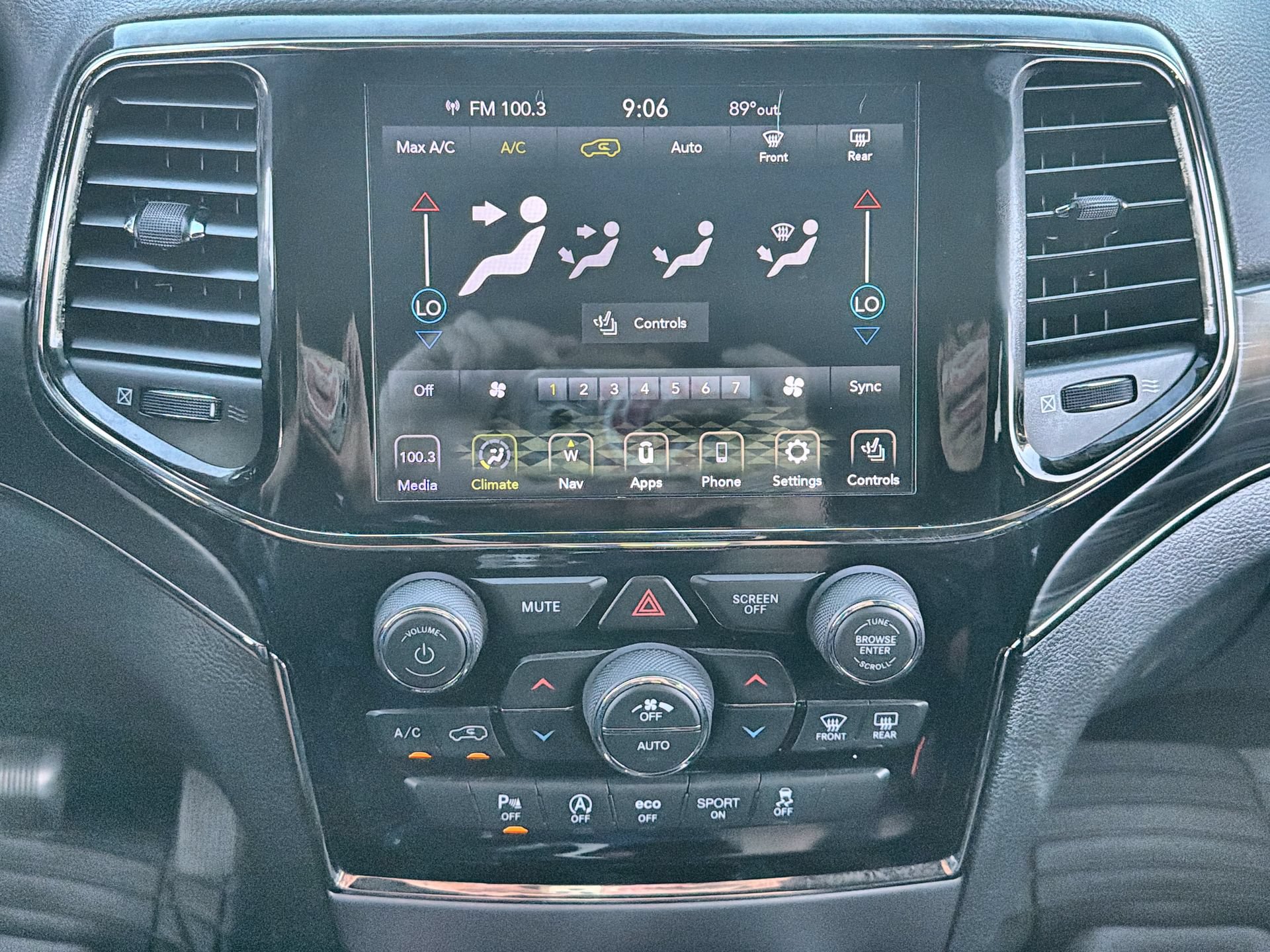 Used 2020 Jeep Grand Cherokee Limited X AWD/4WD image 19