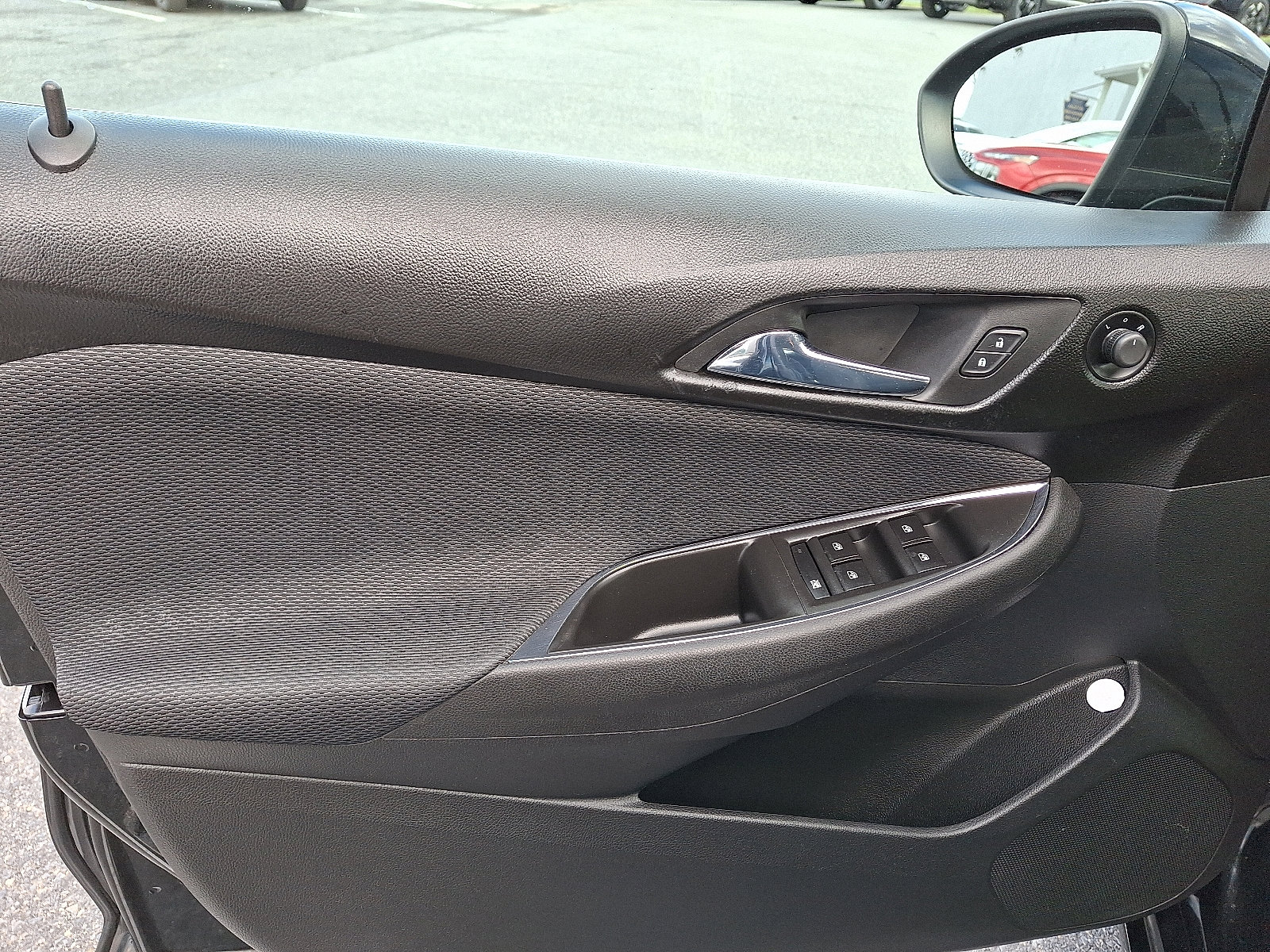 Used 2017 Chevrolet Cruze LS image 12