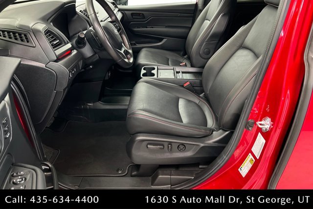 Used 2025 Honda Odyssey Sport-L image 17