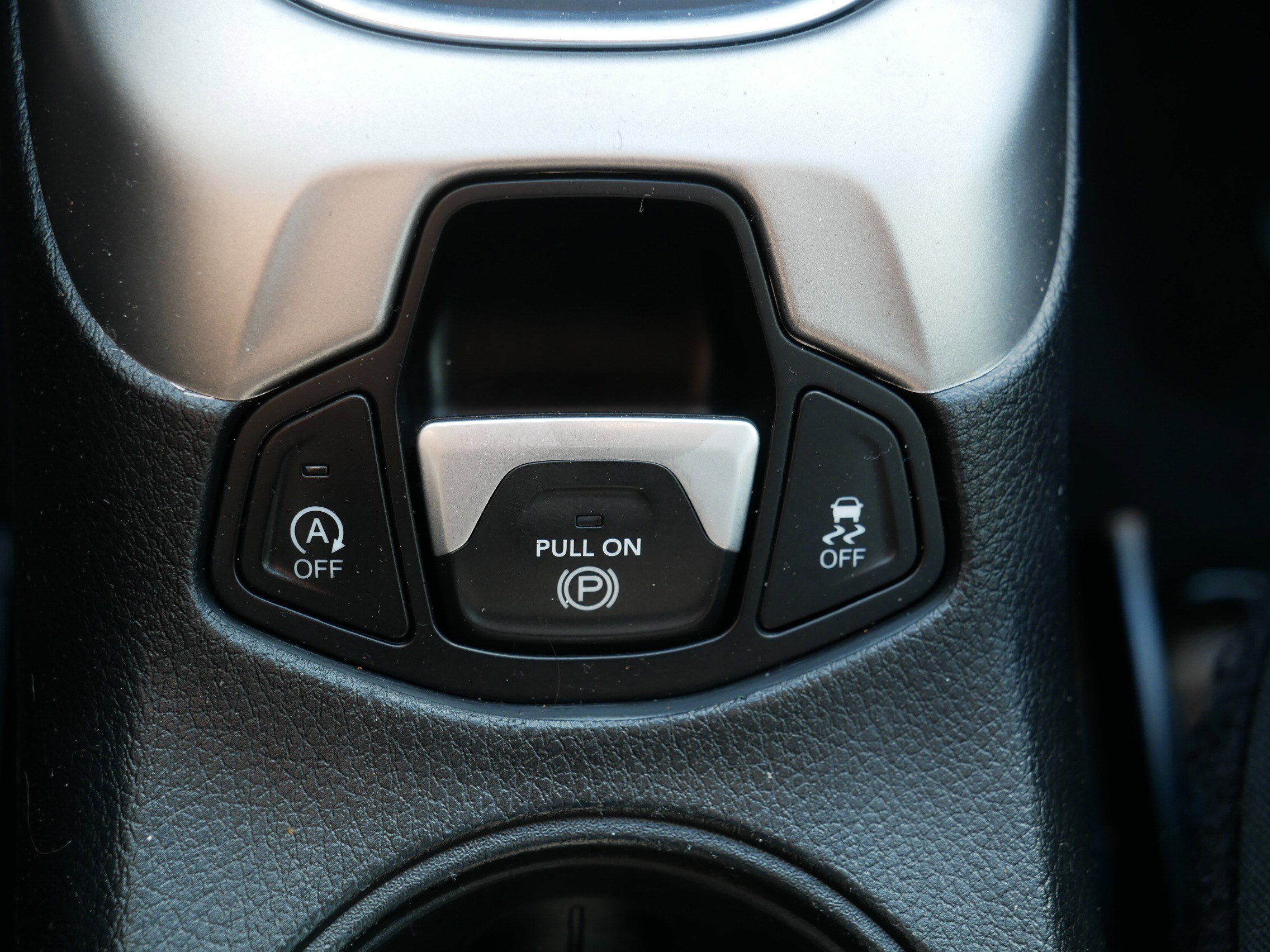 Used 2018 Jeep Compass Sport w/ Tech Group AWD/4WD image 30