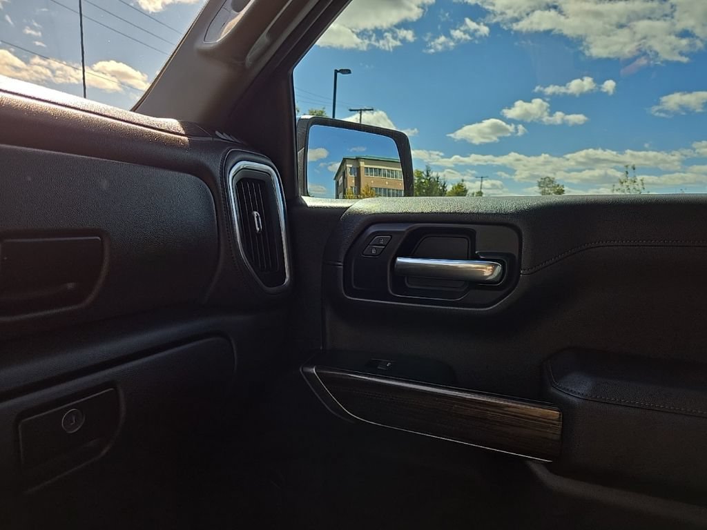 Used 2019 Chevrolet Silverado 1500 LT w/ All-Star Edition AWD/4WD image 24