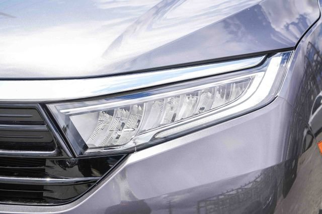 Certified 2024 Honda Odyssey Touring image 6