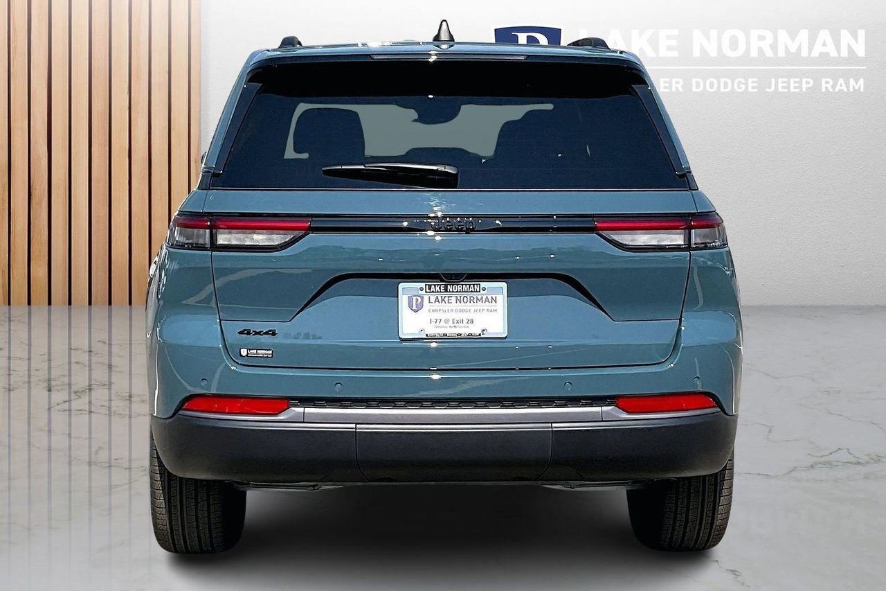 New 2026 Jeep Grand Cherokee Limited image 8