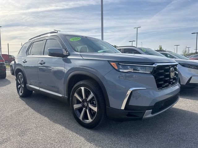 Used 2024 Honda Pilot Touring image 10