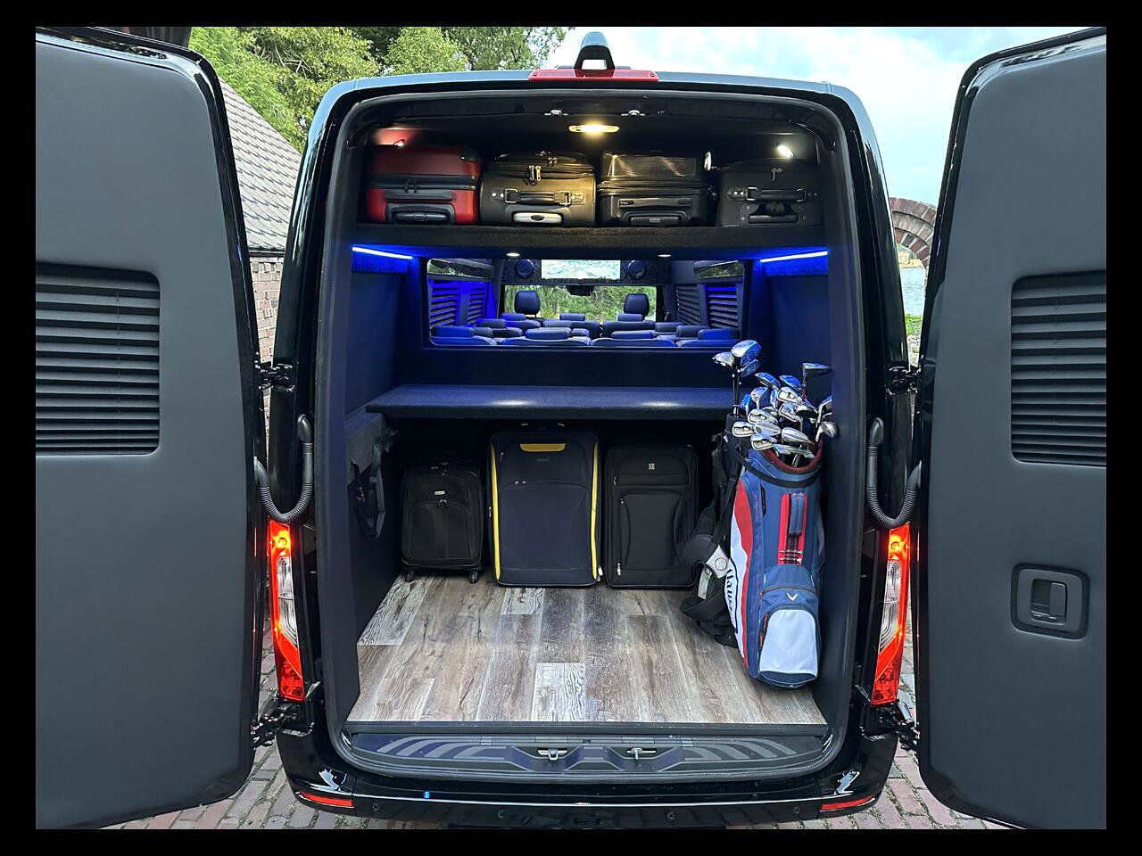 Used 2024 Mercedes-Benz Sprinter 3500 image 4