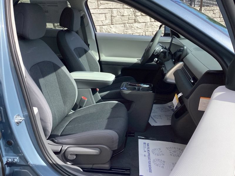 New 2027 Hyundai Ioniq 5 SE AWD/4WD image 12
