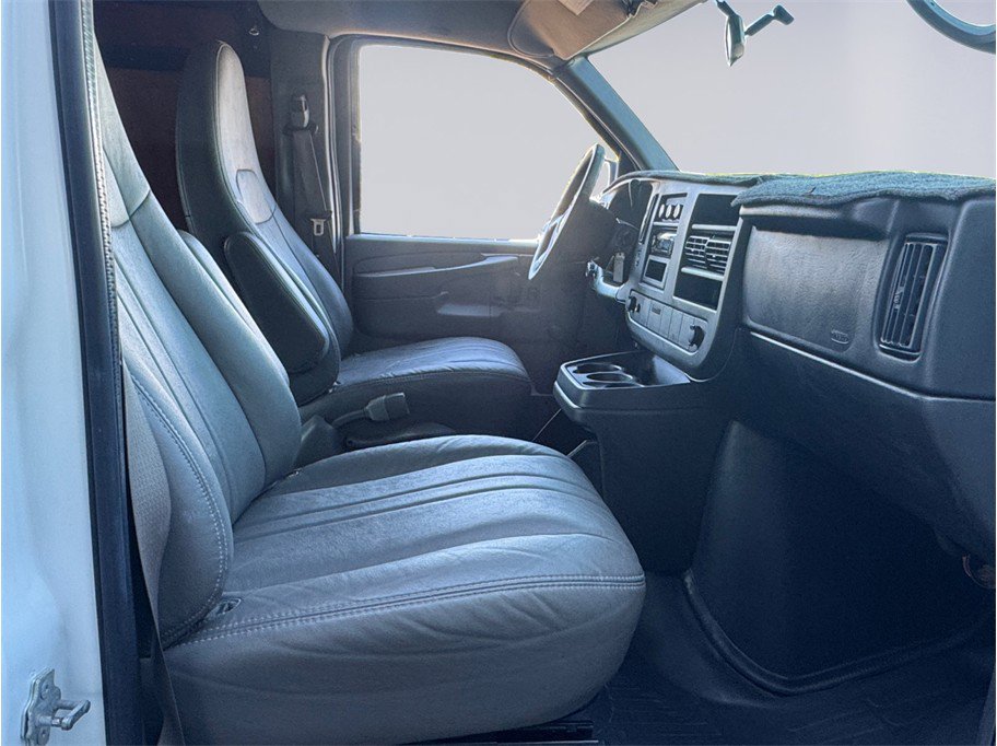 Used 2012 Chevrolet Express 1500 image 14