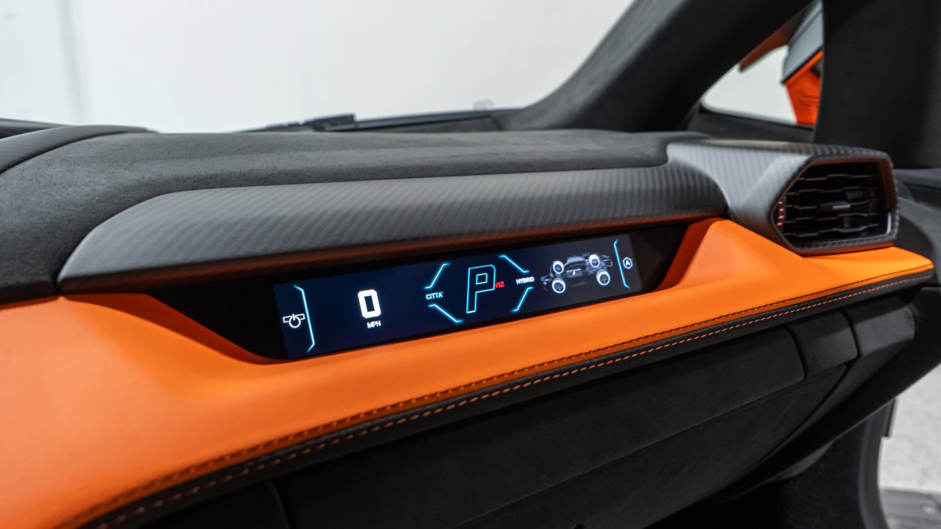 Used 2025 Lamborghini Revuelto image 62