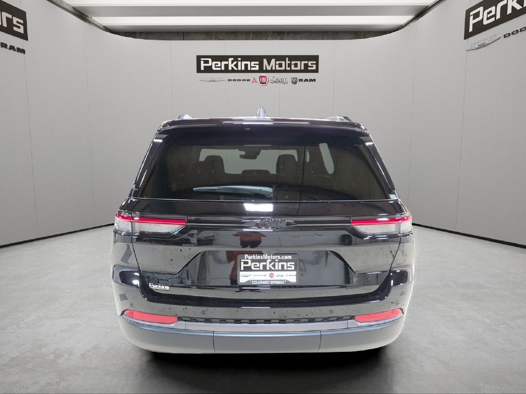 New 2027 Jeep Grand Cherokee 4WD image 4
