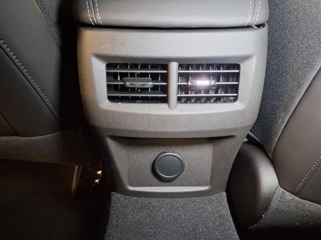 Used 2026 Cadillac CT4 Luxury image 16