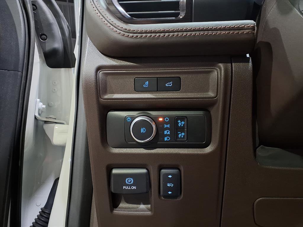 Used 2022 Ford Expedition King Ranch image 11