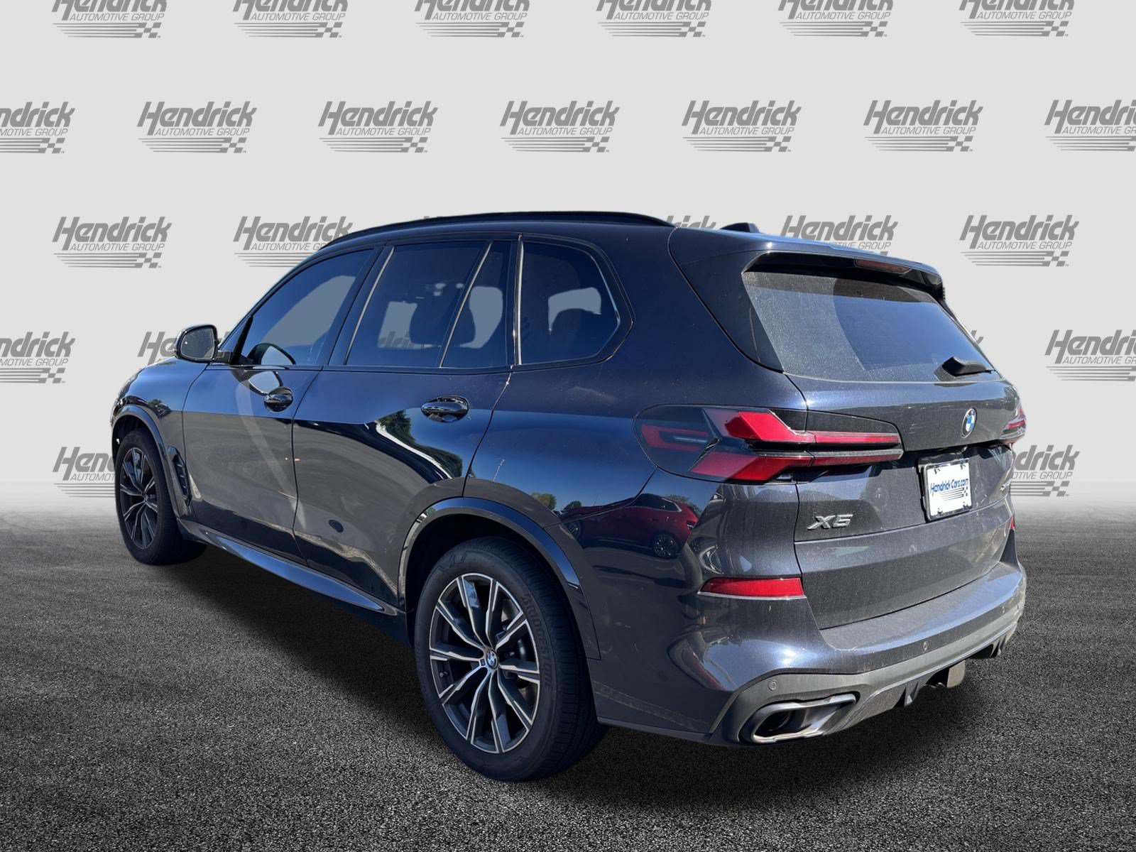 Certified 2024 BMW X5 xDrive40i w/ M Sport Package AWD/4WD image 7