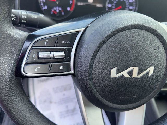 Used 2024 Kia Forte LXS image 12