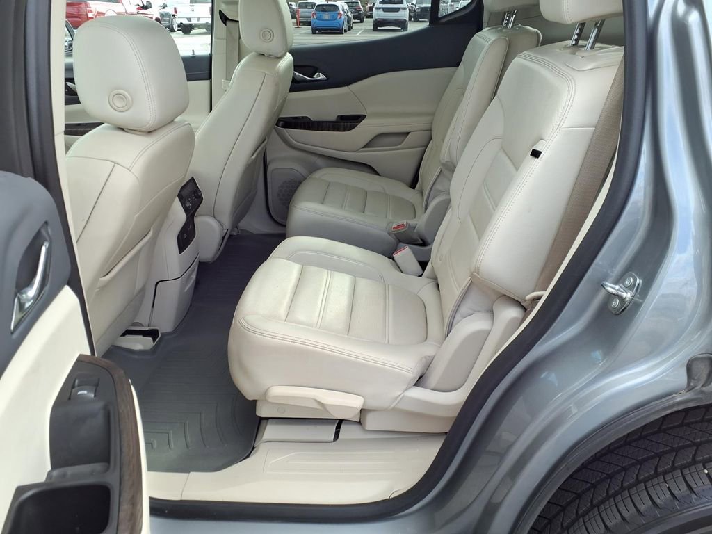 Used 2023 GMC Acadia Denali w/ Denali Ultimate Package image 28