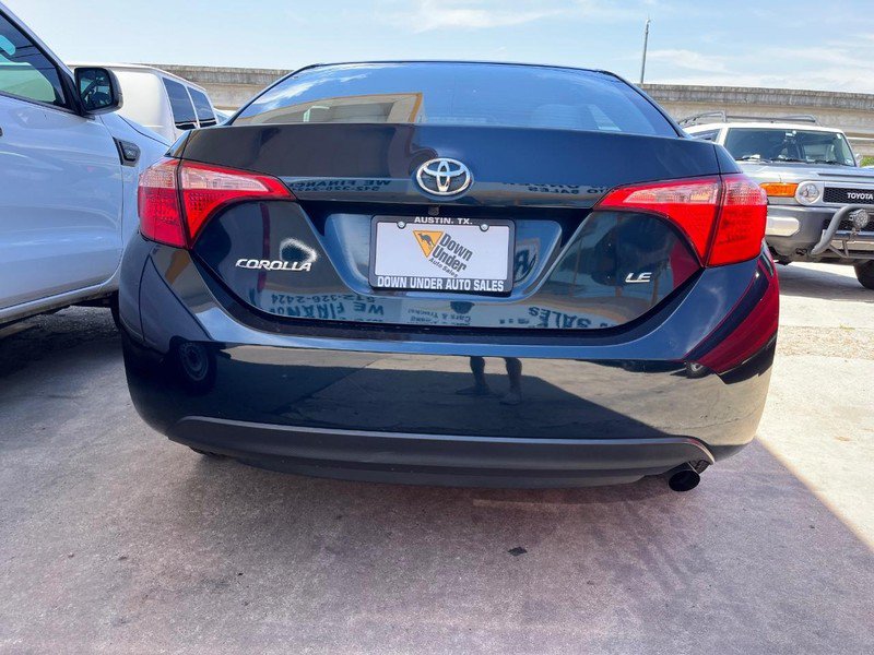 Used 2017 Toyota Corolla LE FWD image 5