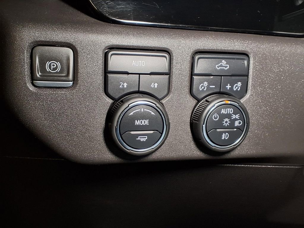 Certified 2023 Chevrolet Silverado 1500 RST AWD/4WD image 13