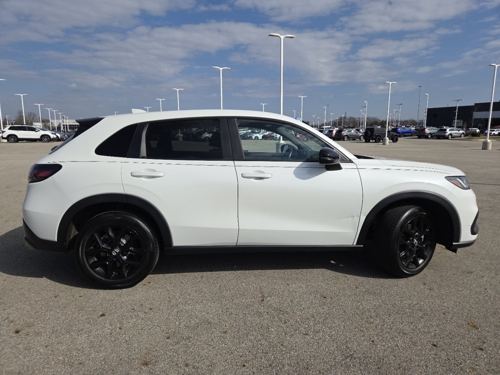 Used 2023 Honda HR-V Sport image 19