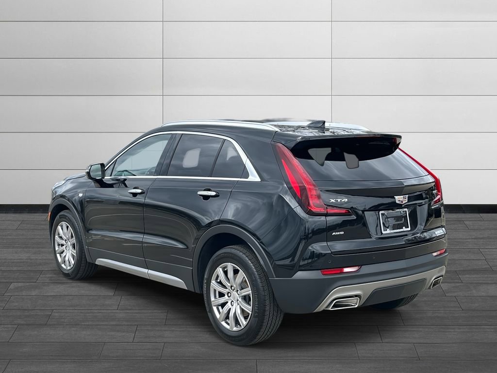 Certified 2023 Cadillac XT4 Premium Luxury image 3