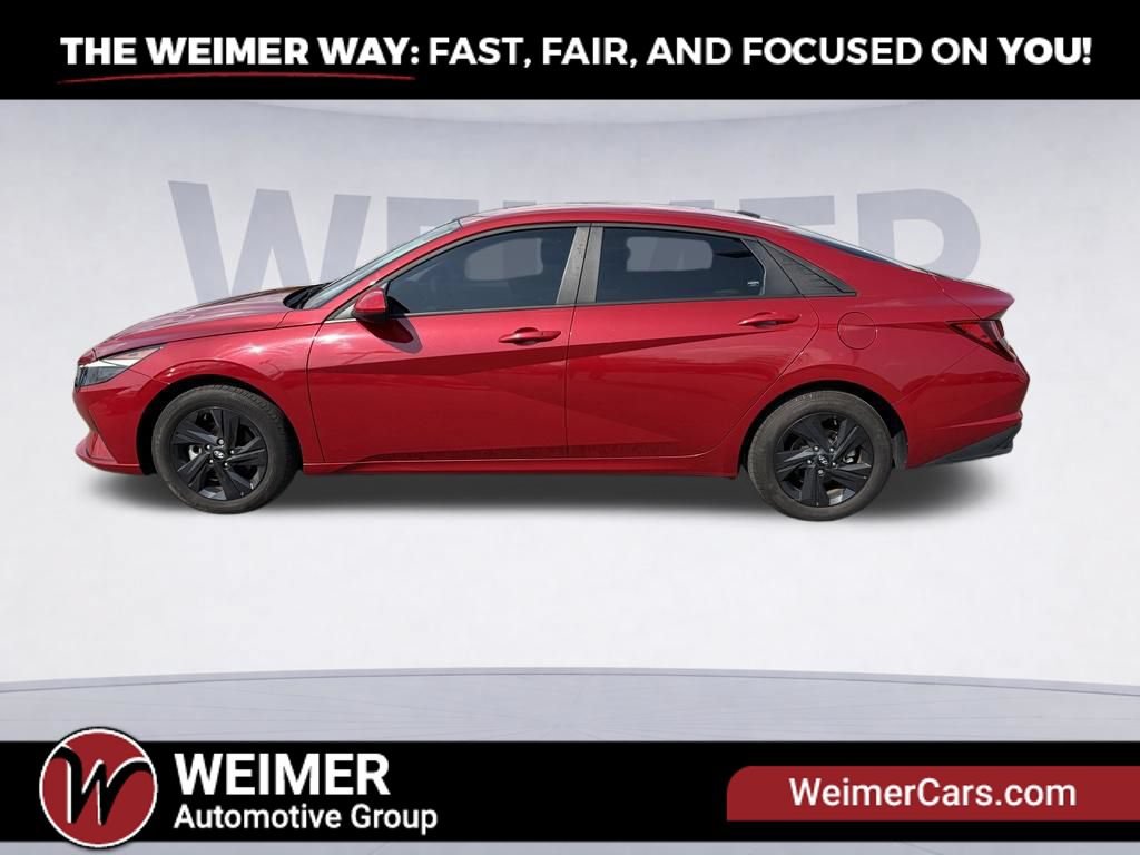 Certified 2023 Hyundai Elantra SEL FWD image 2