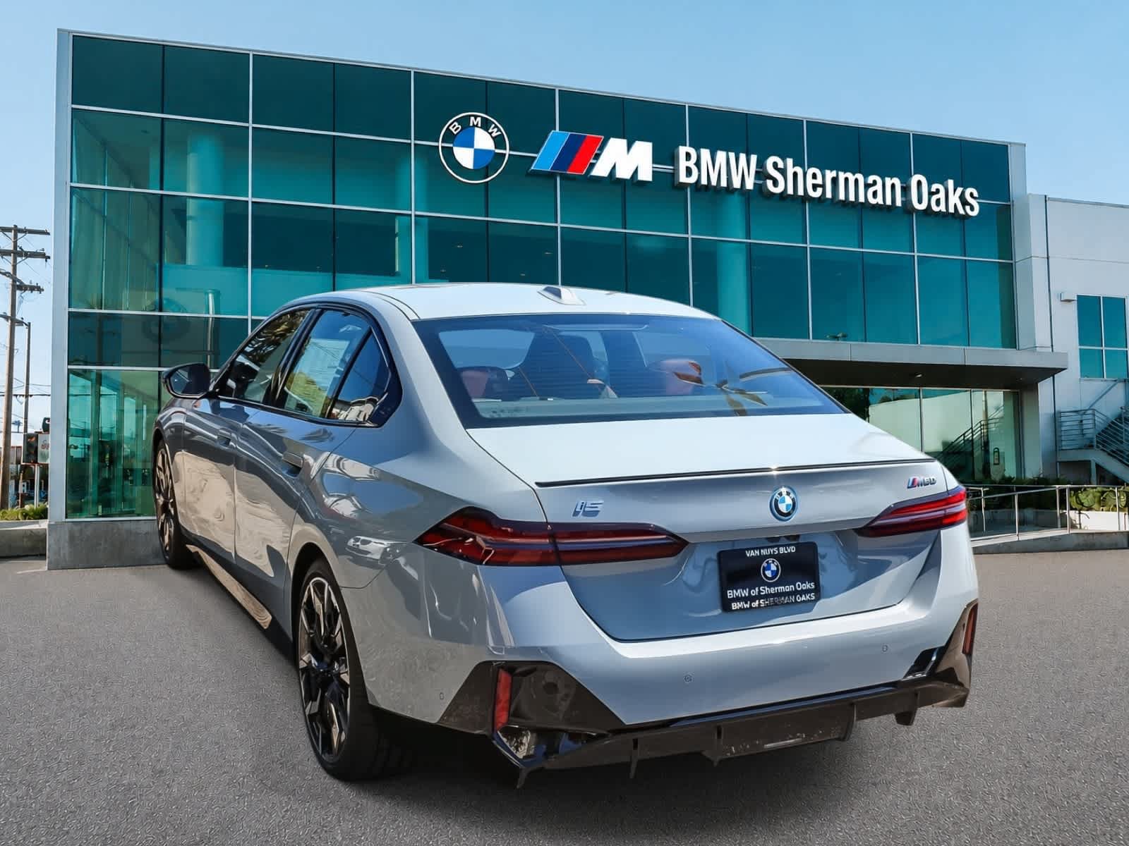 New 2026 BMW i5 M60 w/ Dynamic Handling Package AWD/4WD image 6