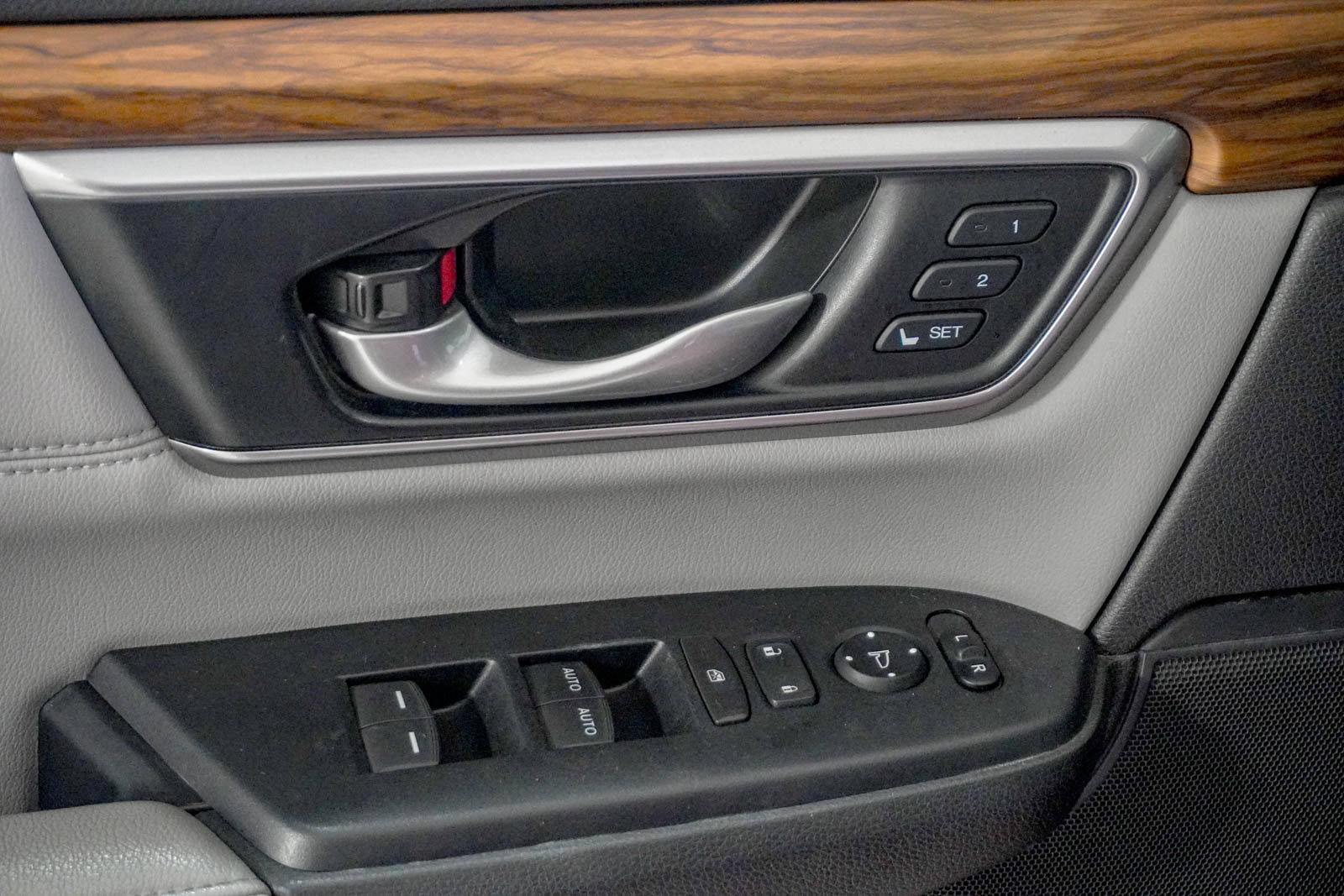 Used 2022 Honda CR-V Touring image 19