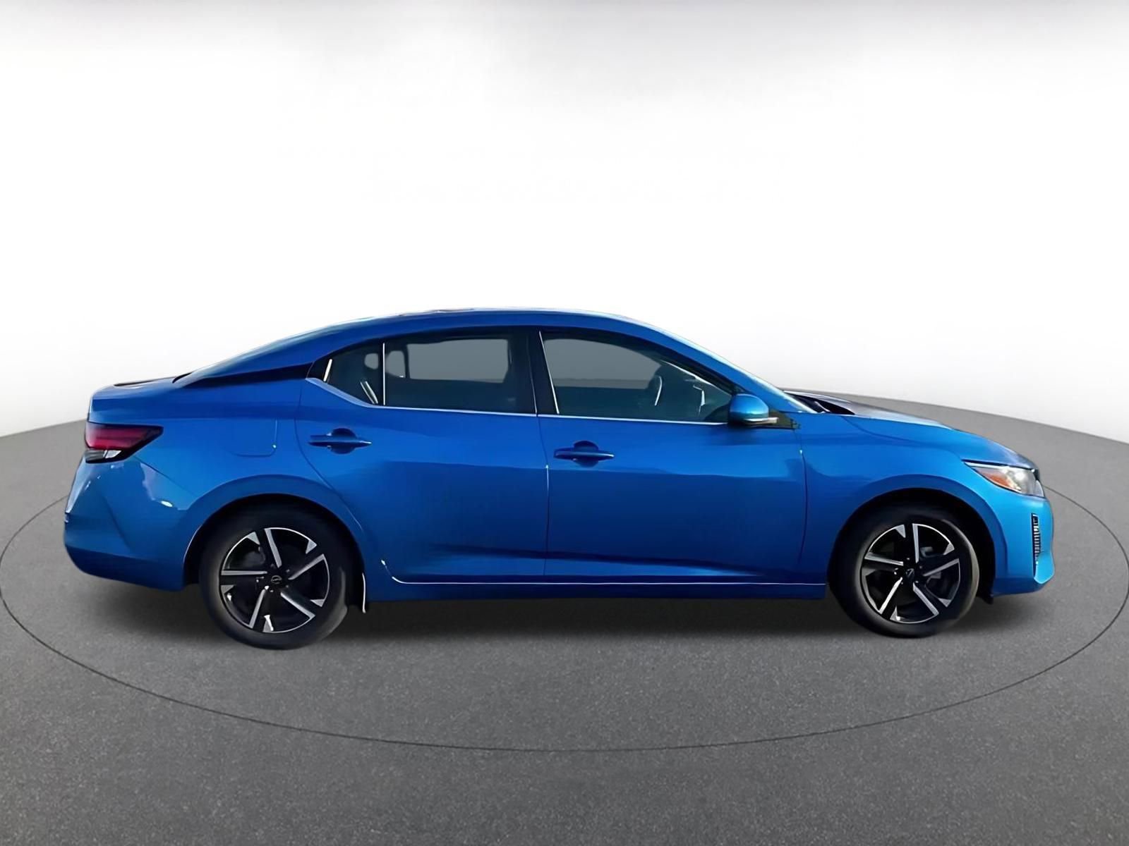 Used 2024 Nissan Sentra SV FWD image 16