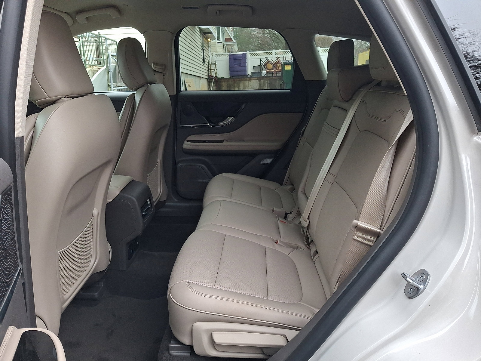 Used 2024 Lincoln Corsair AWD w/ Equipment Group 101A image 10