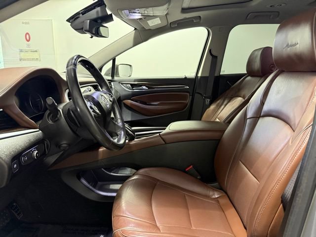 Used 2018 Buick Enclave Avenir w/ Avenir Technology Package FWD image 16