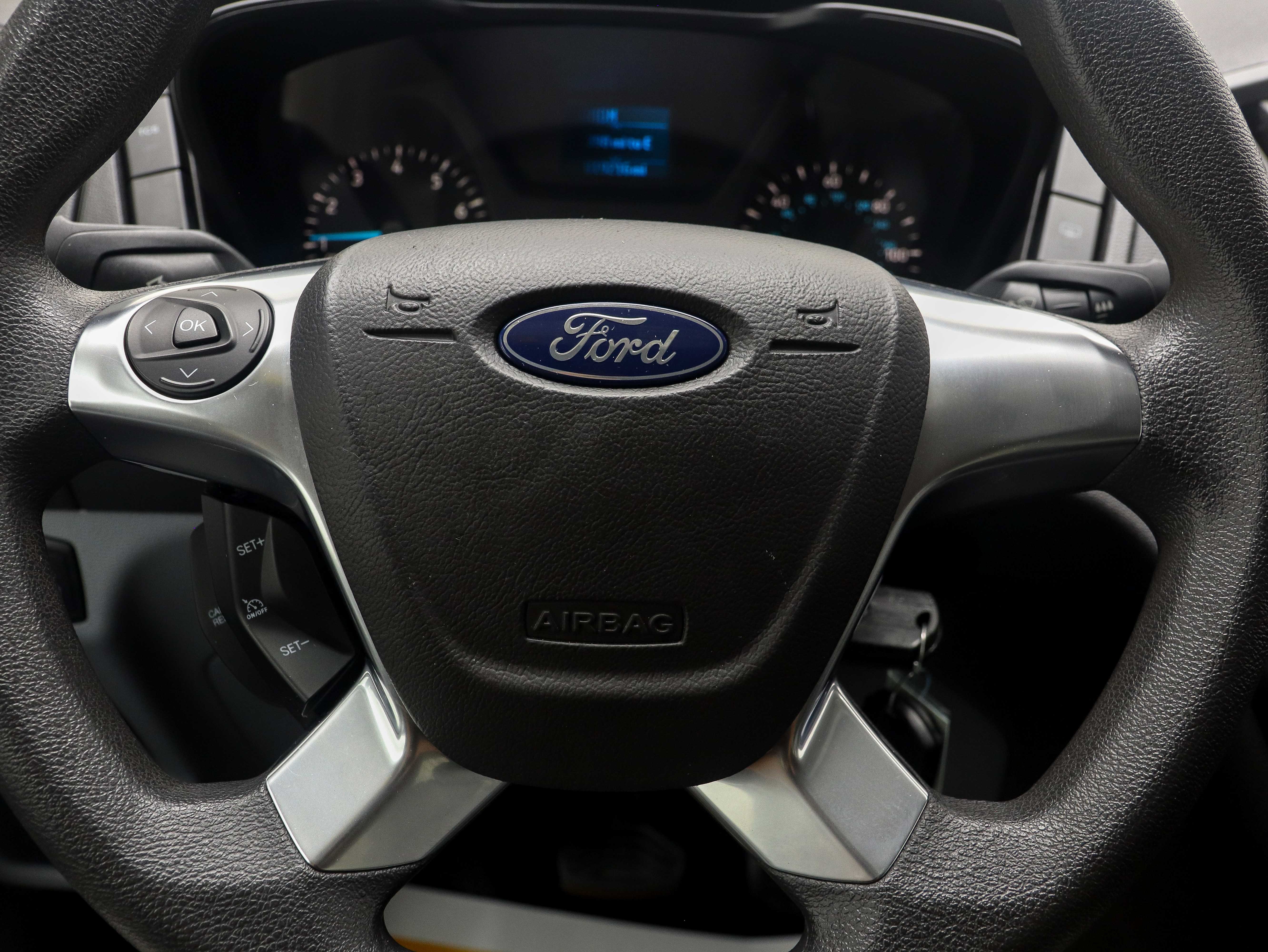 Used 2017 Ford Transit 350 XL RWD image 23