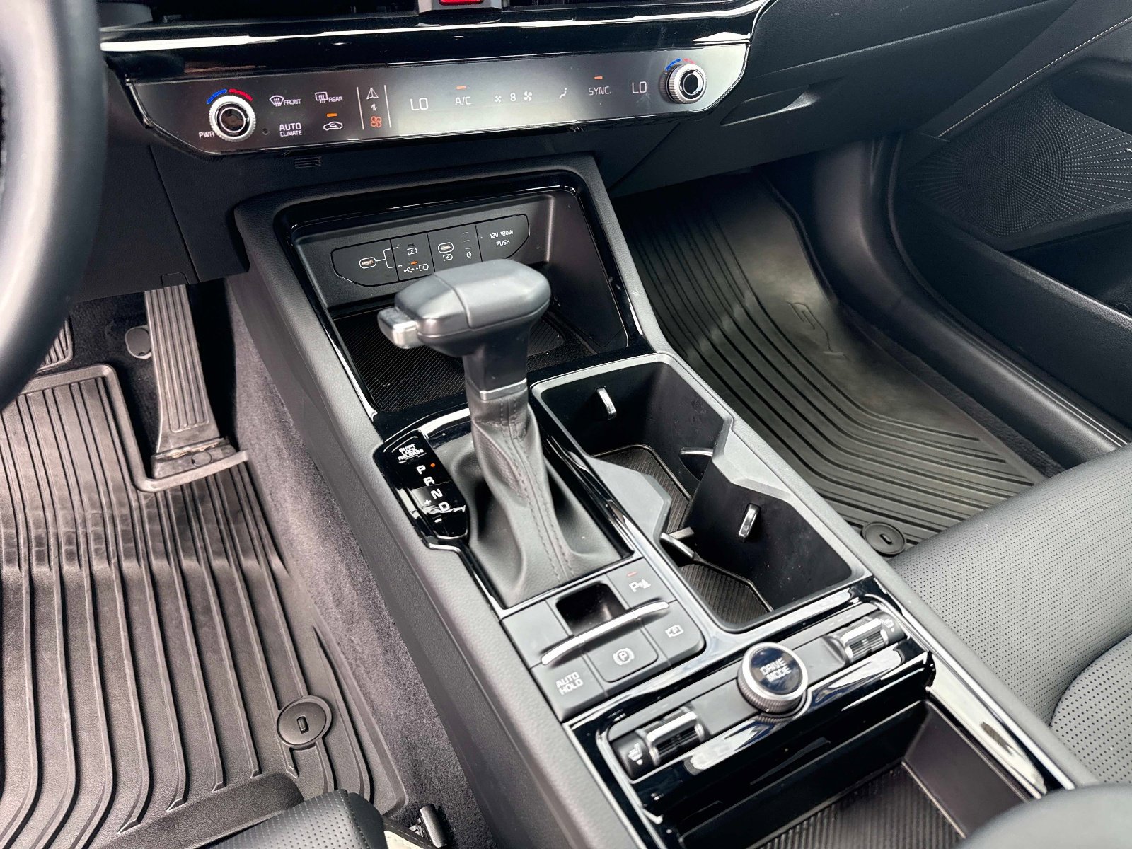 Used 2025 Kia K5 GT-Line w/ GT-Line Premium Package image 25