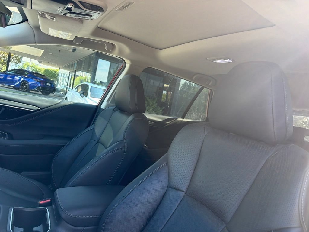 Used 2025 Subaru Outback Touring XT AWD/4WD image 30