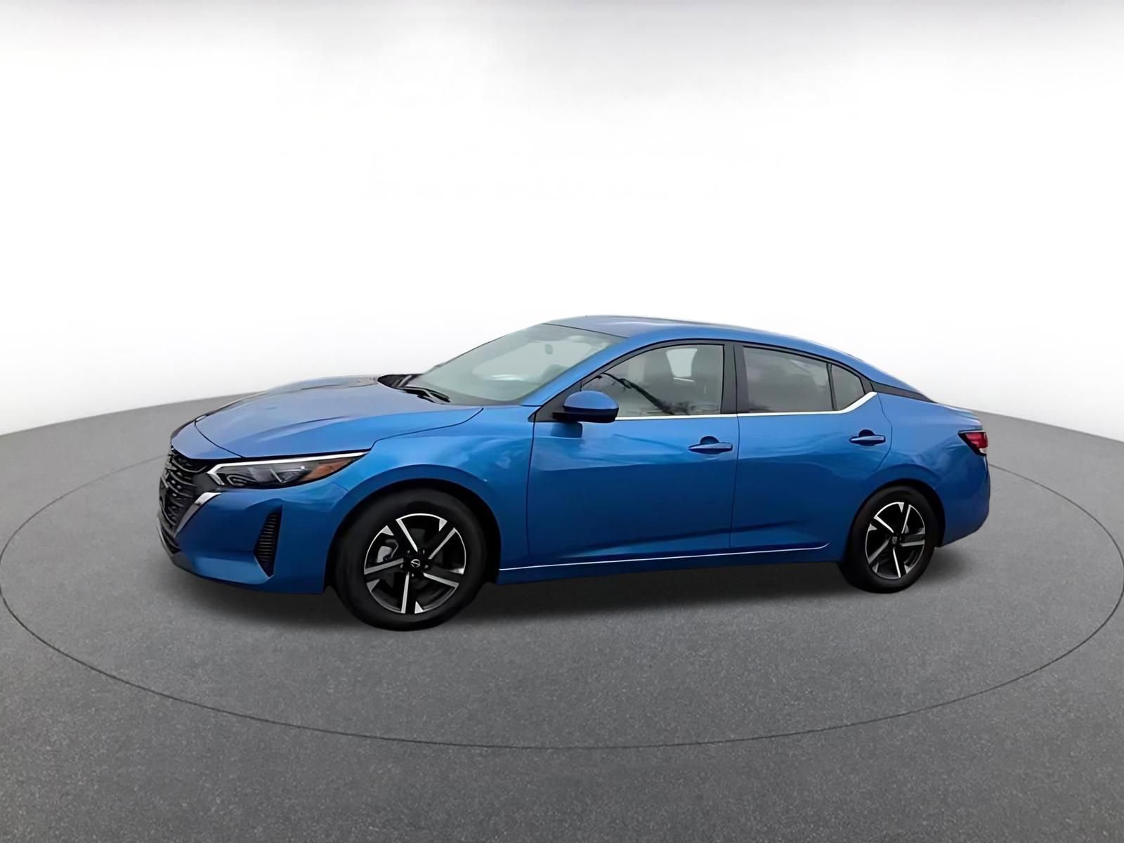 Used 2025 Nissan Sentra SV image 11