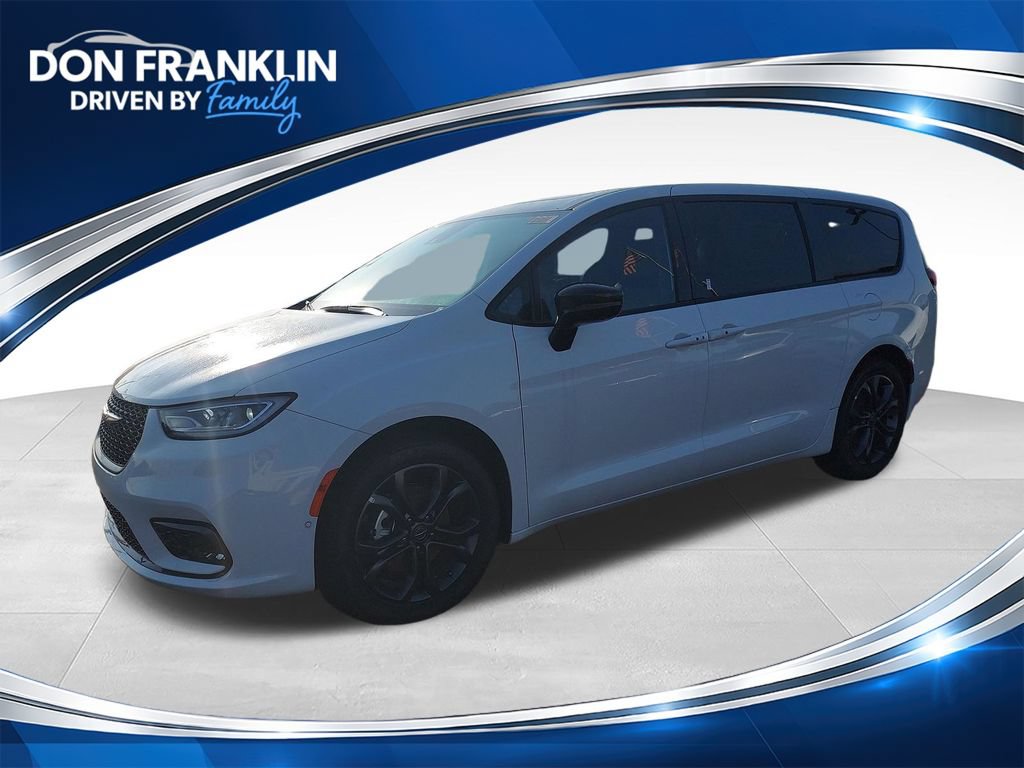 New 2026 Chrysler Pacifica Select FWD 360° Tour