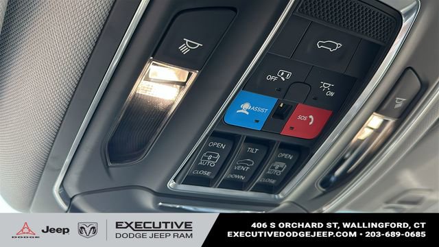 Used 2022 Jeep Grand Cherokee L Limited AWD/4WD image 21