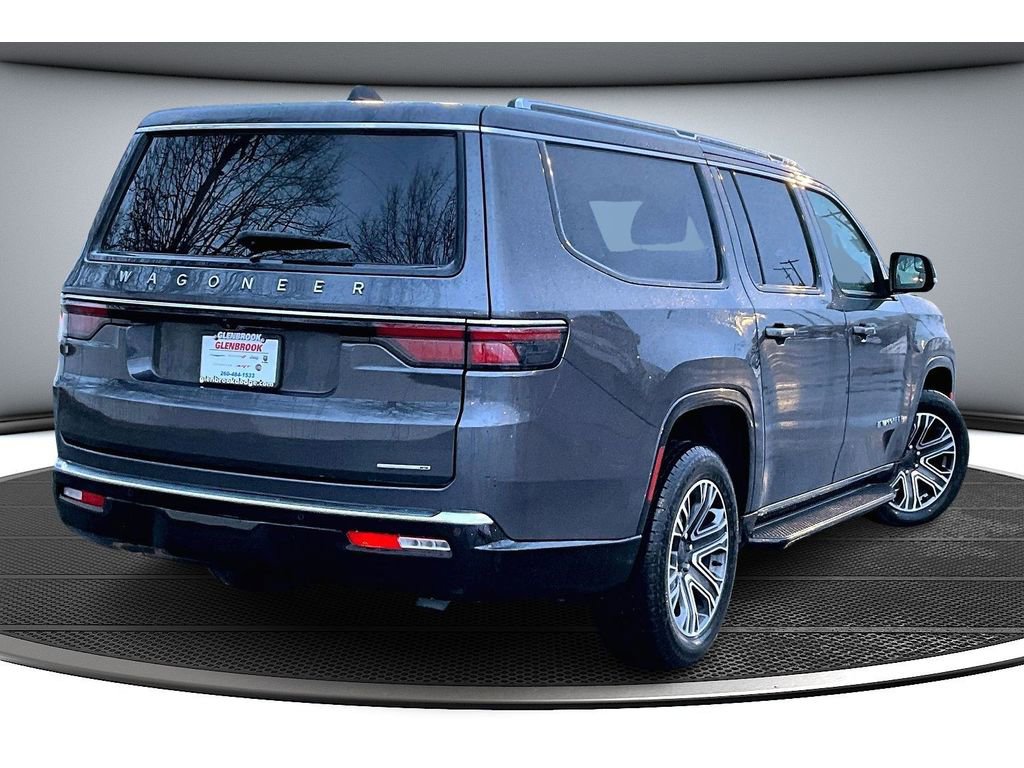 Used 2024 Jeep Wagoneer L Series II w/ Flexible Seating Group image 14