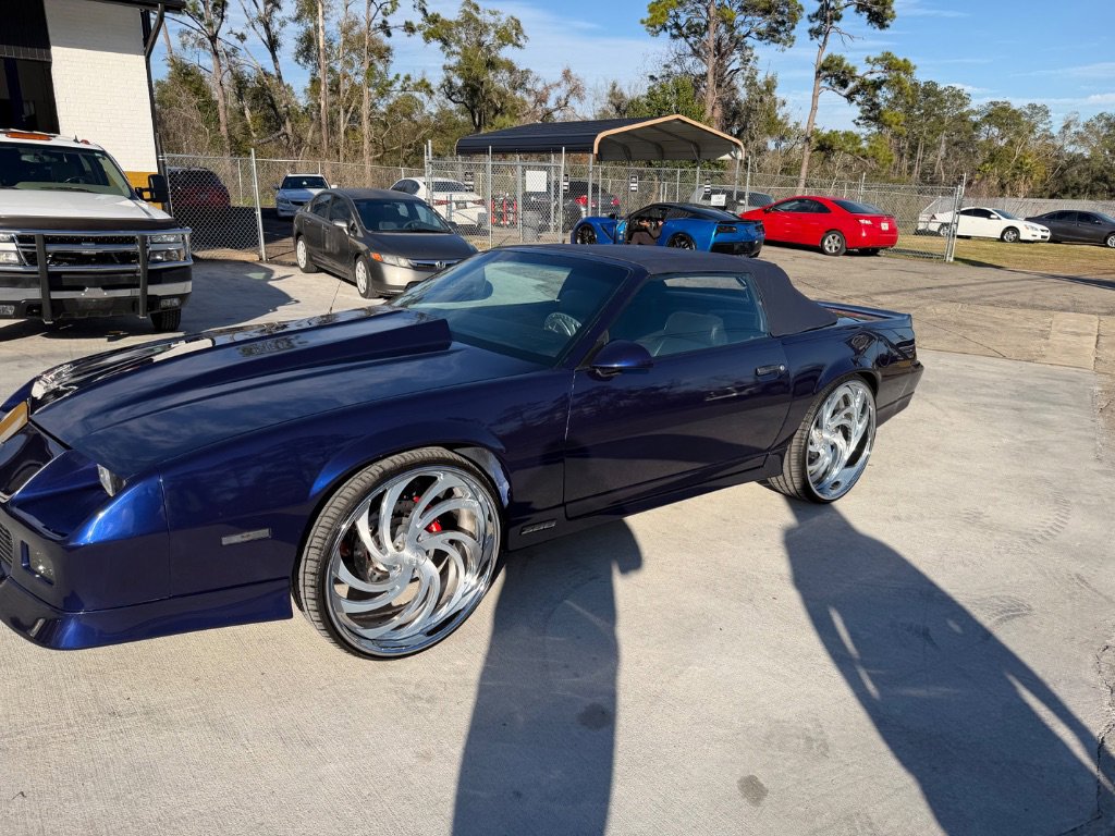 Used 1989 Chevrolet Camaro IROC-Z image 28