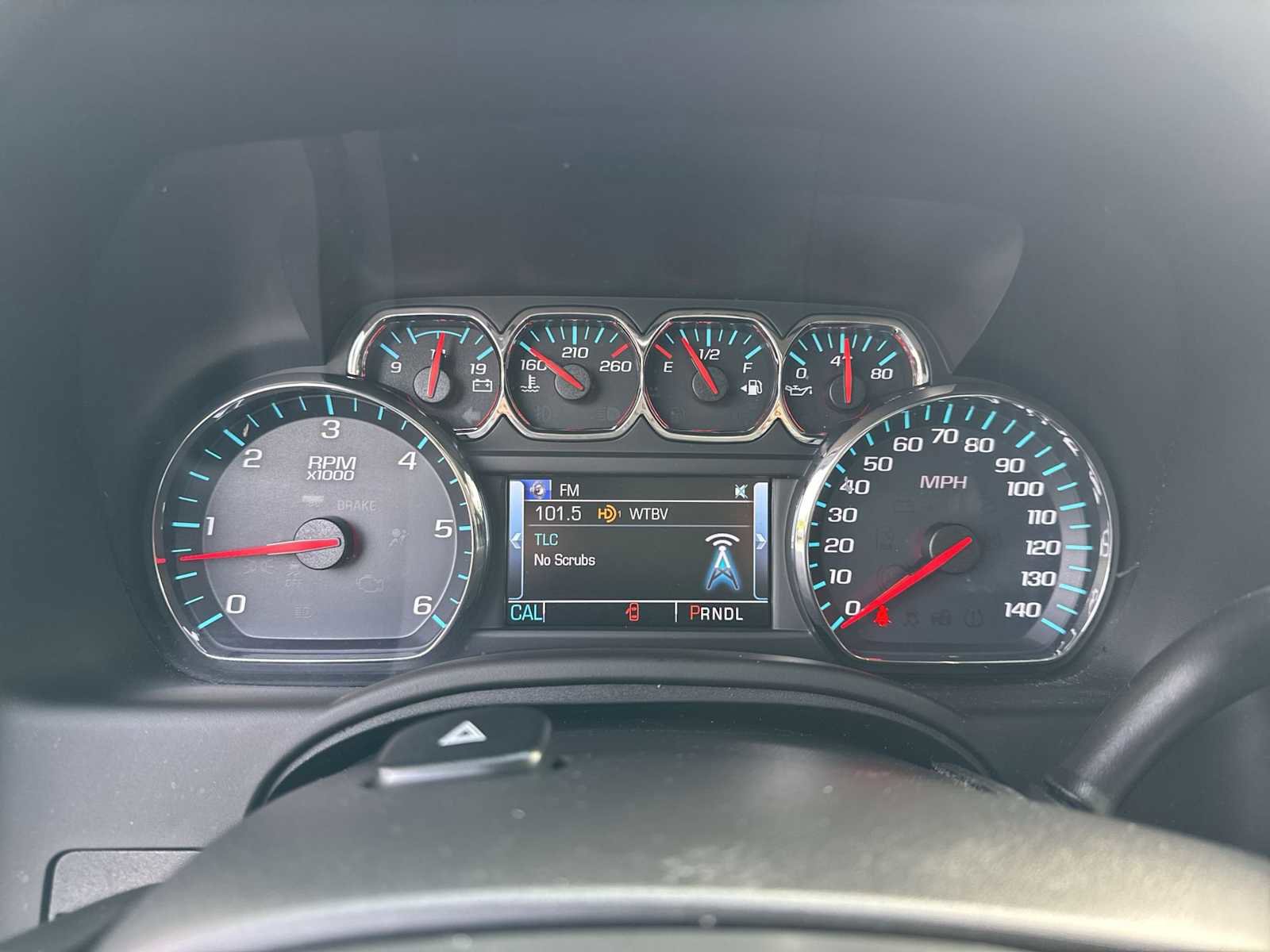 Used 2018 Chevrolet Tahoe LT image 25