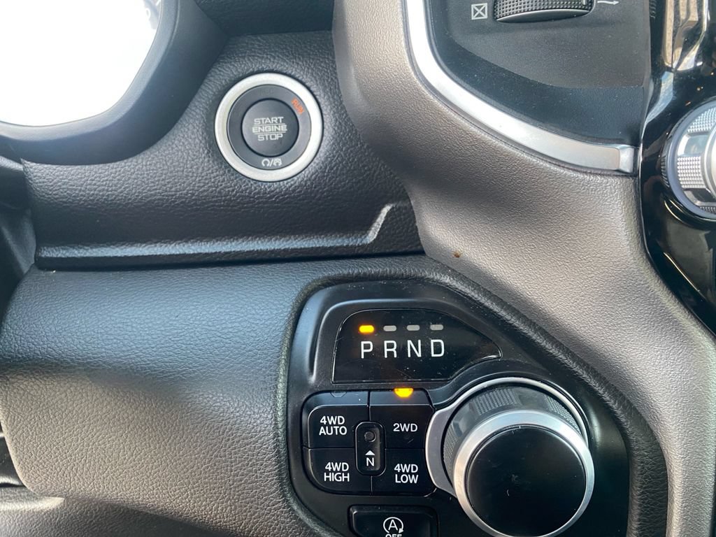 Used 2024 RAM 1500 Big Horn AWD/4WD image 17