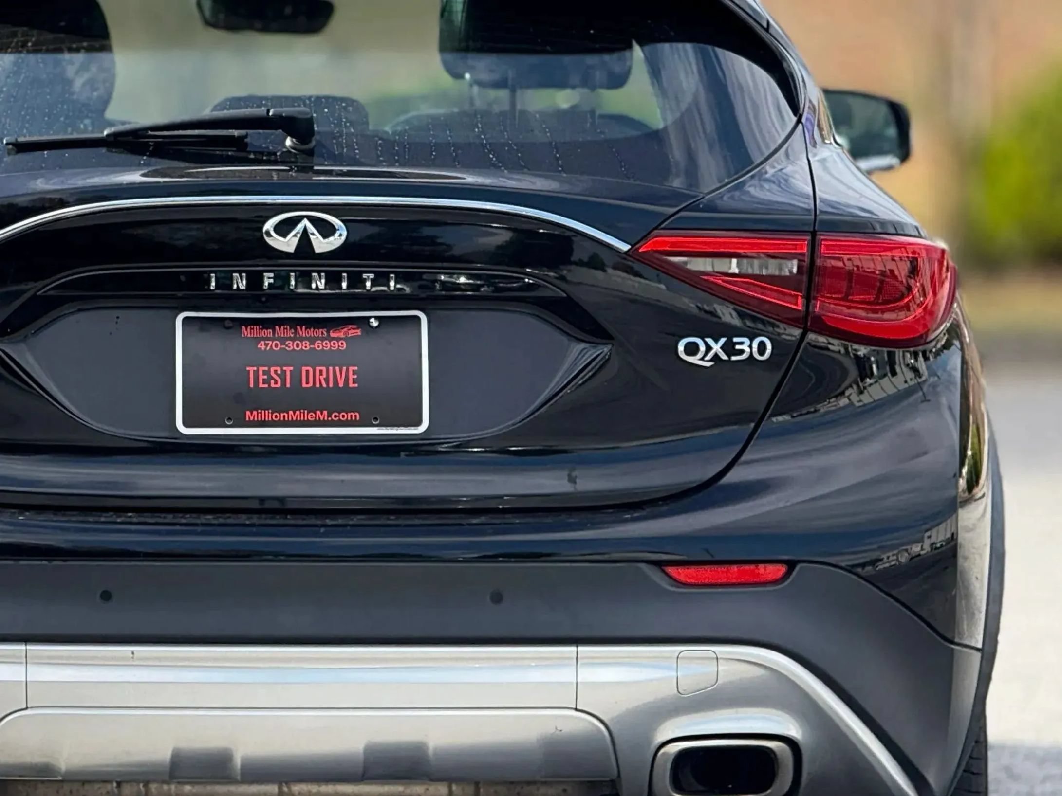 Used 2019 INFINITI QX30 AWD w/ Navigation Package image 14