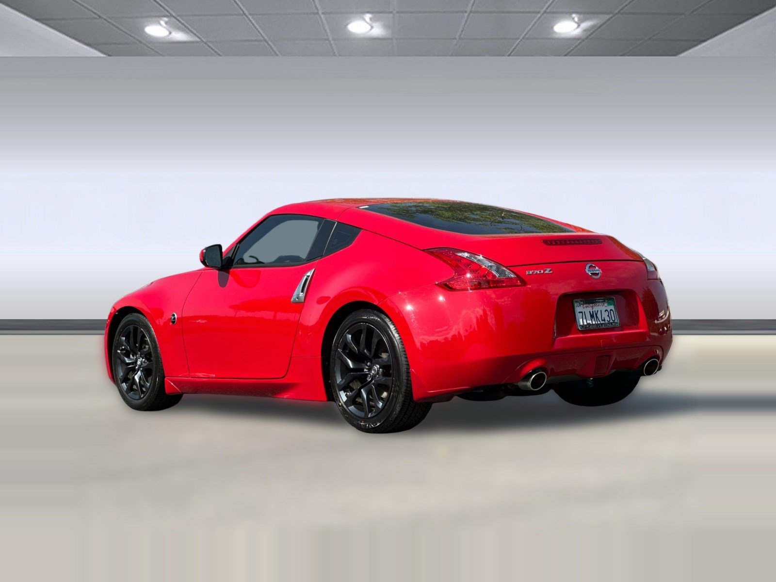 Used 2016 Nissan 370Z Coupe RWD image 3