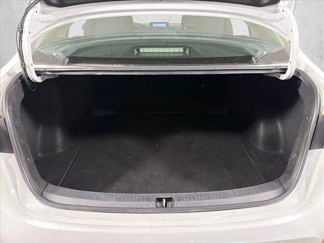 Used 2024 Toyota Corolla LE FWD image 18