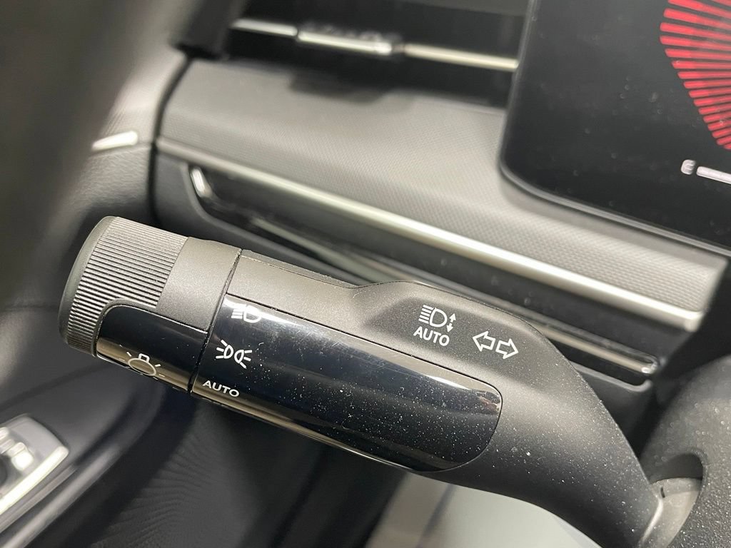 Used 2025 Kia K5 LXS FWD image 29