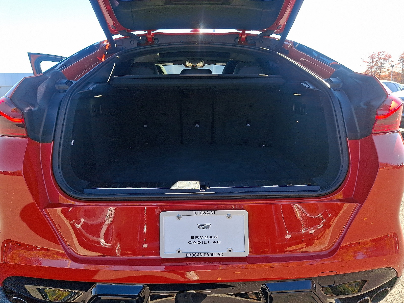 Used 2021 BMW X6 M w/ Competition Package image 28