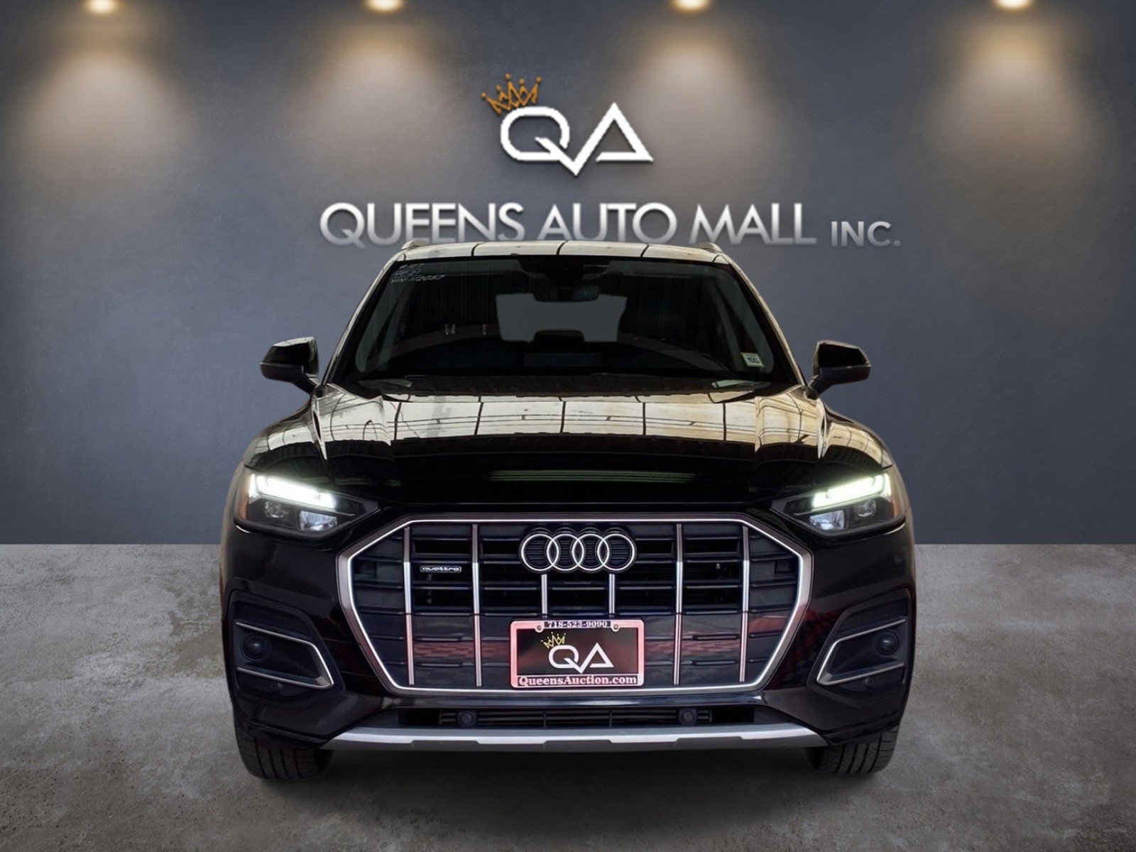 Used 2021 Audi Q5 2.0T Premium w/ Convenience Package AWD/4WD image 2