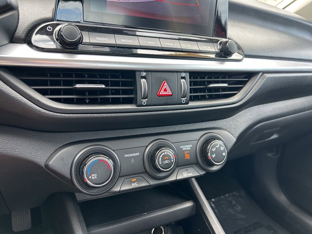 Used 2023 Kia Forte LXS image 33