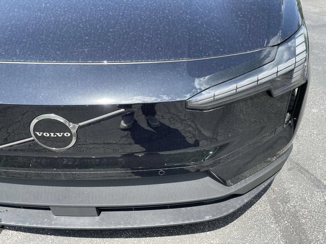 New 2026 Volvo EX30 Plus w/ Climate Package RWD image 7