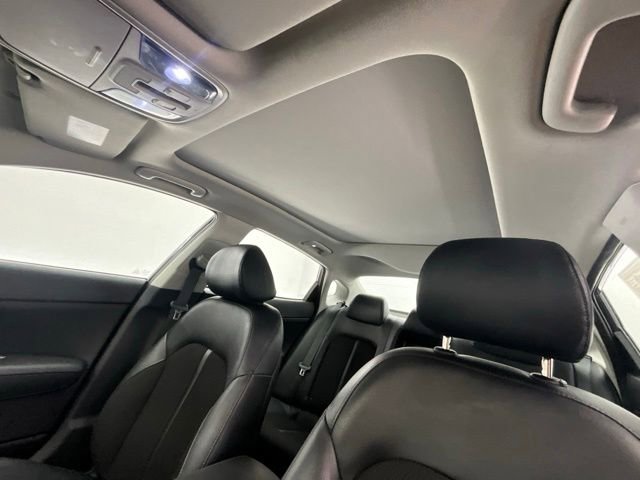 Used 2020 Kia Optima S w/ S Panoramic Sunroof Package FWD image 4