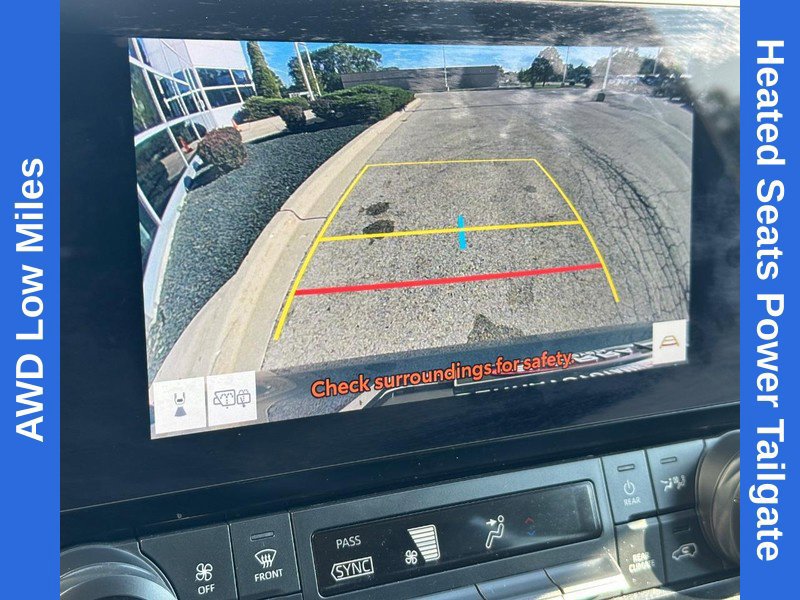 Used 2024 Toyota Grand Highlander AWD image 19